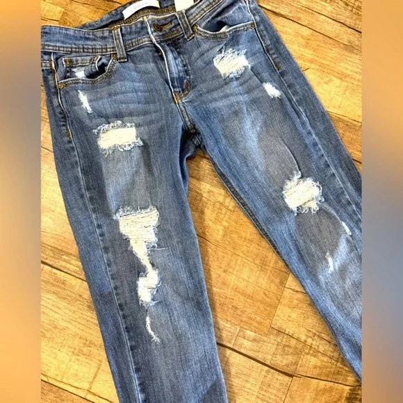 Women's‎ Mid Rise Relaxed Fit Skinny Distressed Denim Blue Jeans Size 3 - Picture 2 of 8